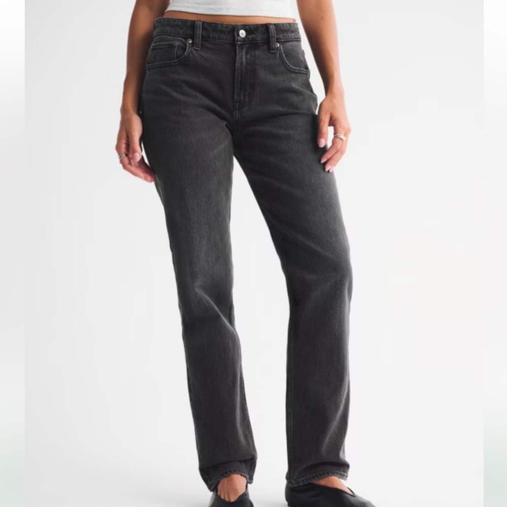 Abercrombie & Fitch Curve Love Mid Rise Straight Jean